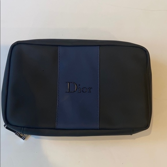Christian Dior Makeup Case - Picture 9 of 16